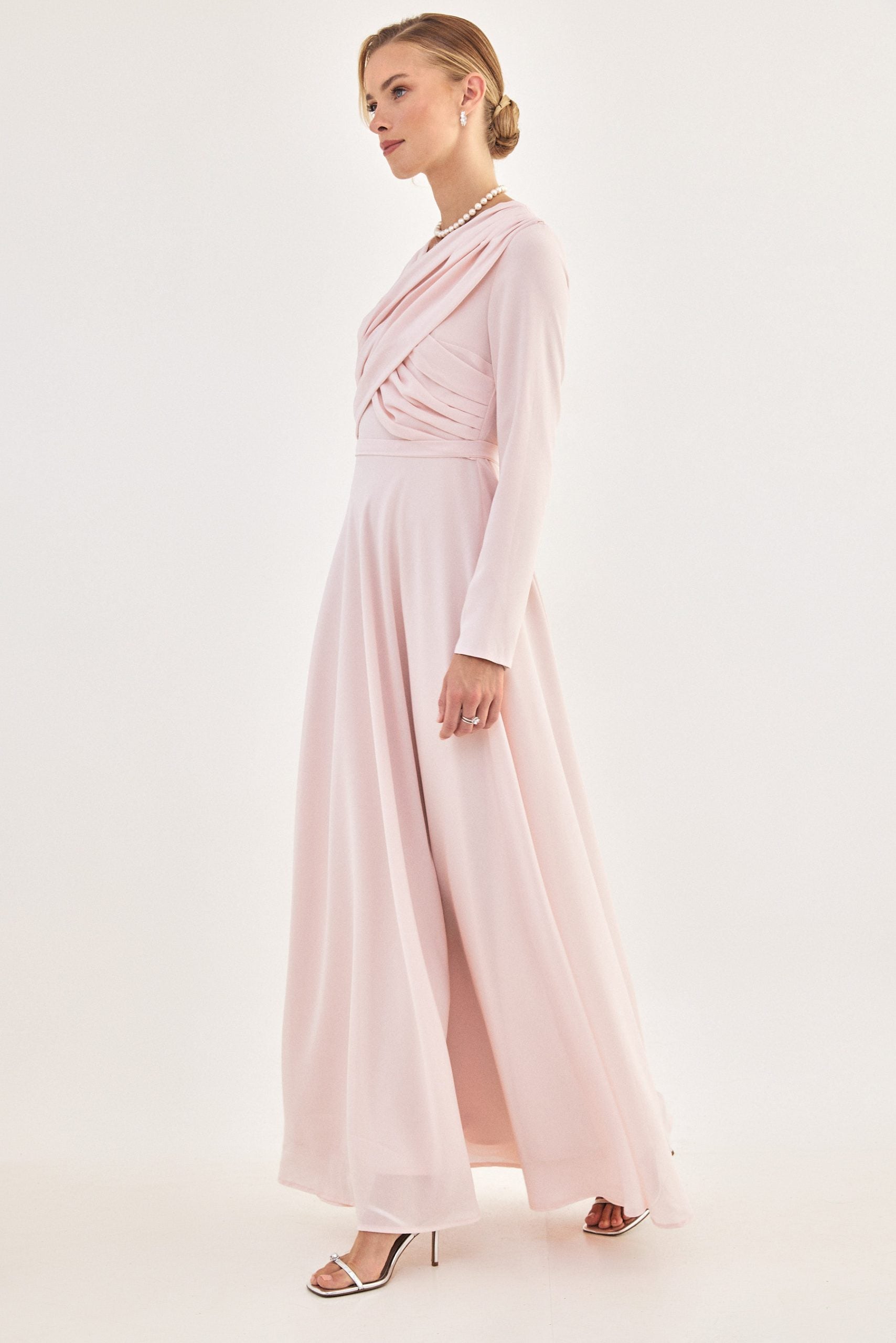 שמלת איקס ורודה