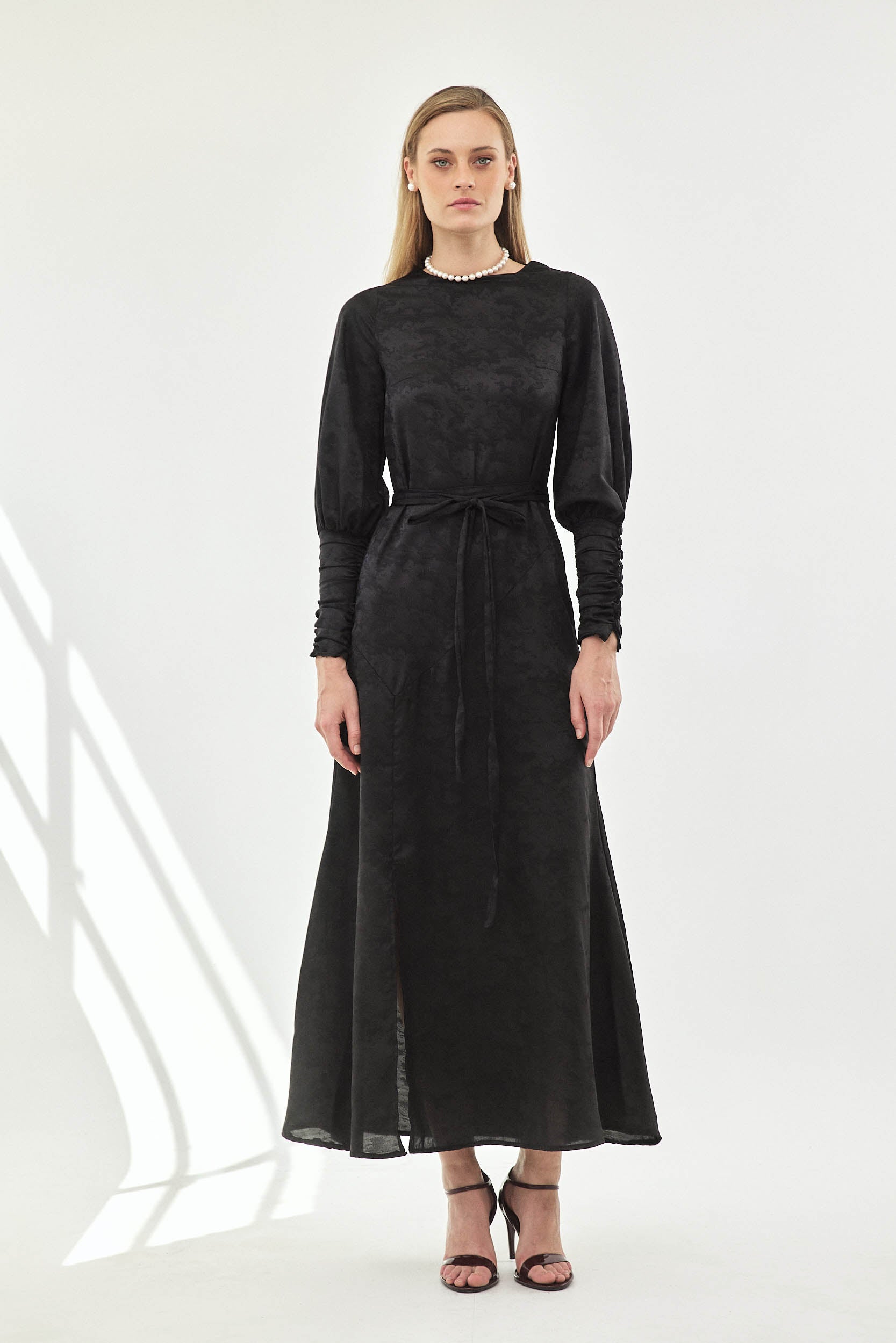 שמלת טוני שחורה